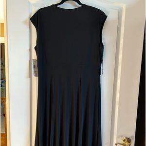 Jones of New York black dress 14W